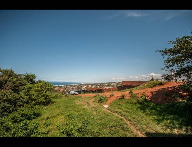 856M² VACANT LAND FOR SALE IN LA LUCIA RIDGE